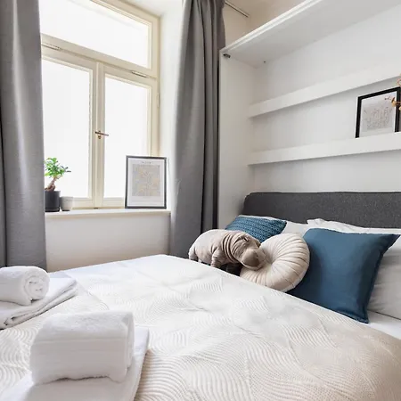 Modern With Paid Parking Steps From Wenceslas Square By Easybnb Premium شقة